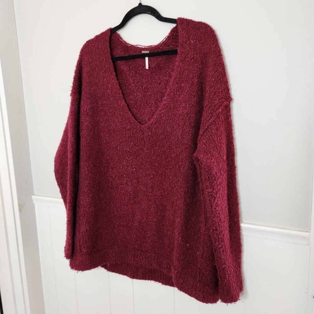 FREE PEOPLE Lofty V Neck Chunky Knit Sweater